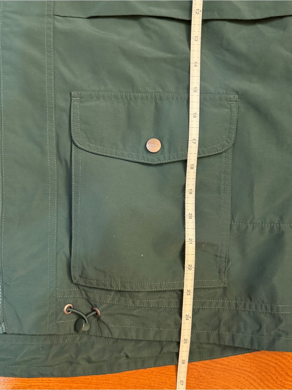 Vuori Elijo Rain Jacket in Dark Green - Size Medium - Picture 3 of 8